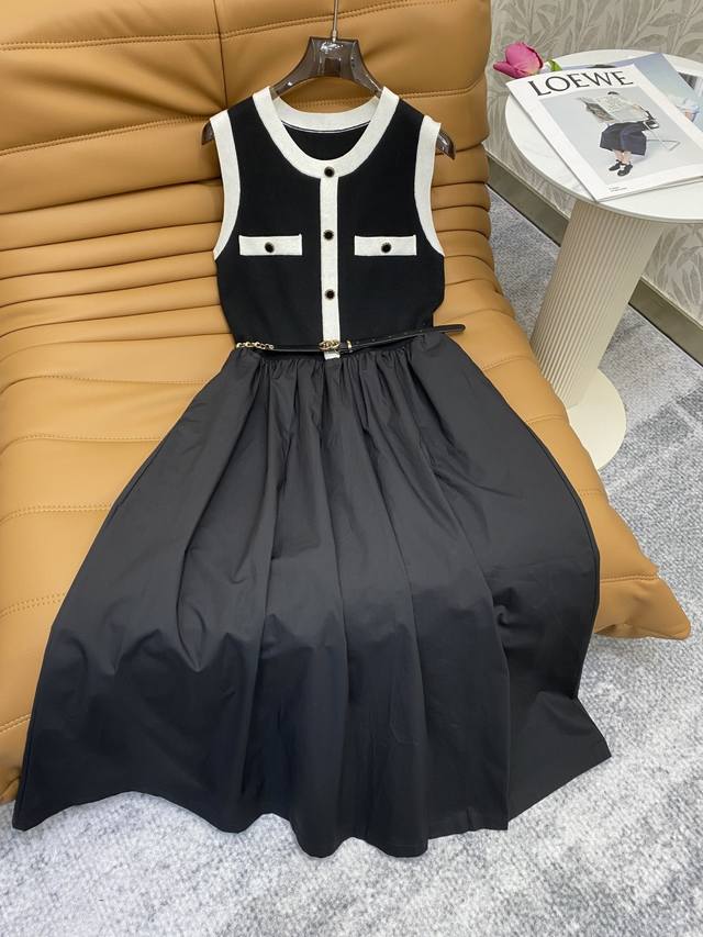 Cc25Fw Exquisite round neck contrast color design Ab material combined with wais