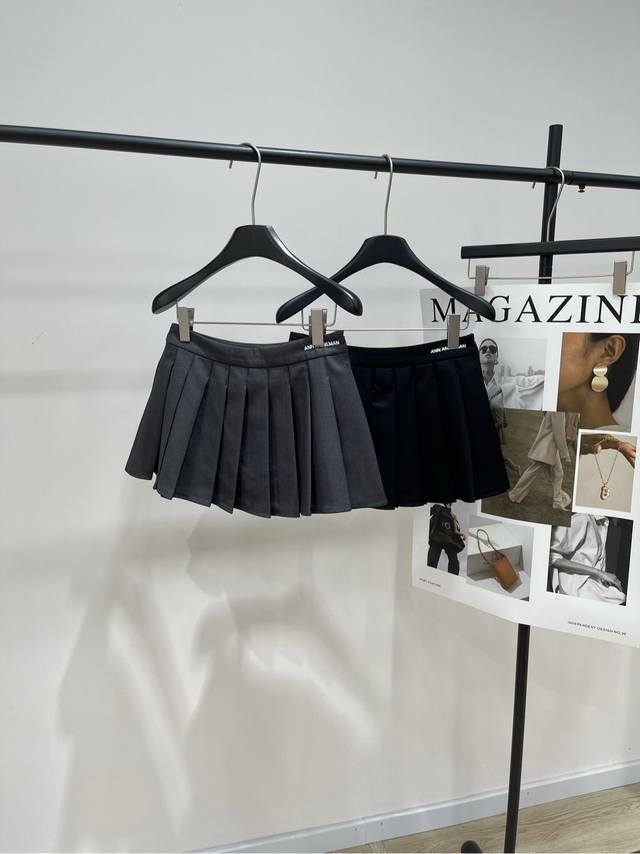 Ann solid color letter embroidered pleated short skirt DDD, fabric: polyester fi