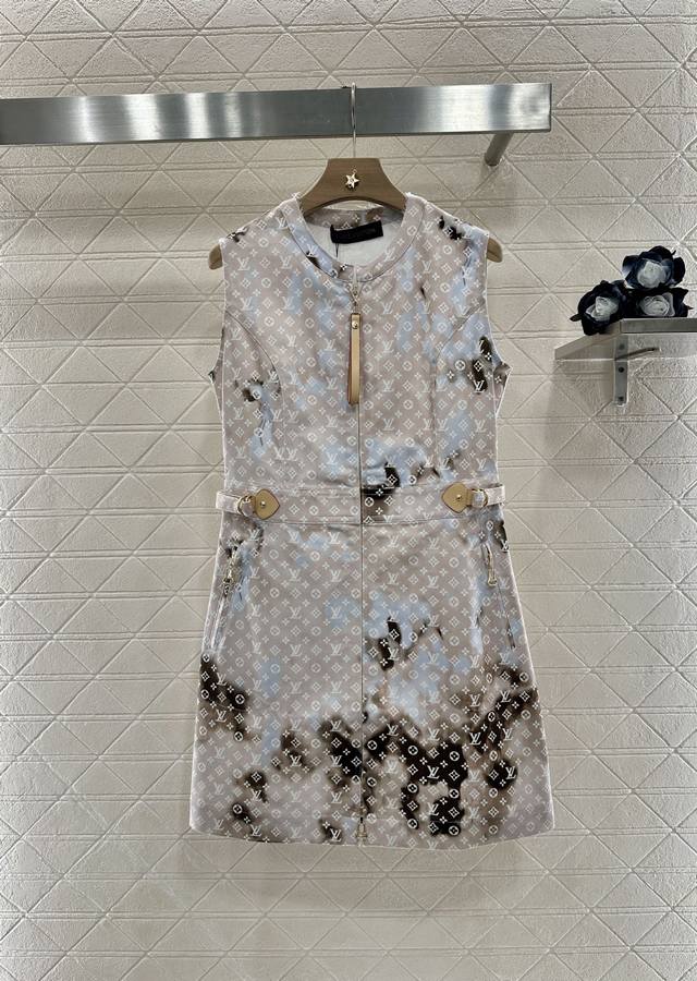 Louis Vuitto*2025 New arrivals Printed shading vest dress Customized Yb twill co