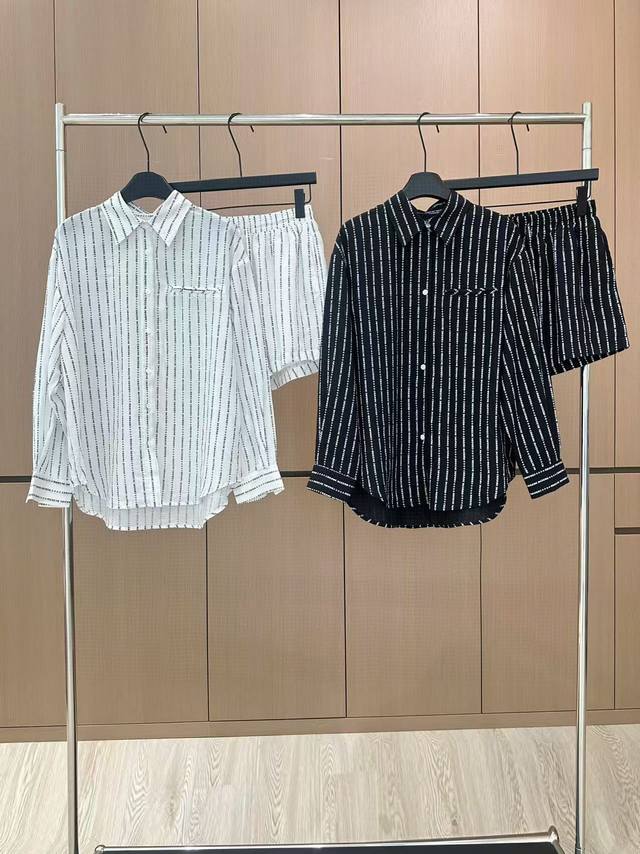 Hot item in stock Original quality niche