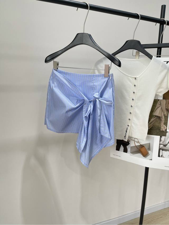 Ann light blue striped irregular lace-up skirtDDD, fabric: cotton + nylonColor: