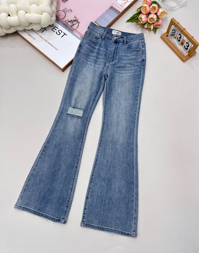 Chanel Xiaoxiangjia*25 new summer style double C sequined elastic flared pants w