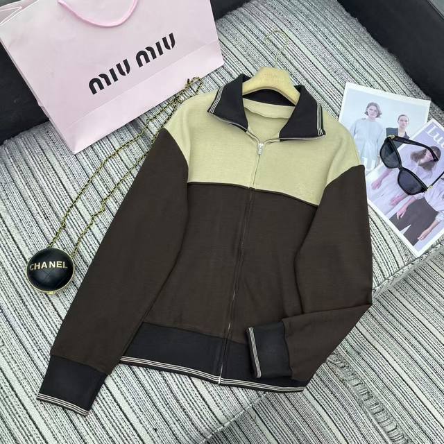 Strongly recommend the 25th year early autumn series Miu* new contrast striped l