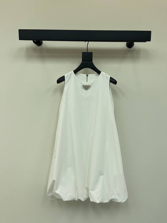 Prad*25 New style sleeveless dress with hot diamond triangle logo. The flower-wr