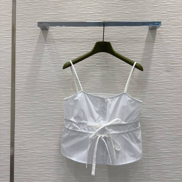 Gucc* 2025Ss new striped camisole top is full of fashion and high-end feeling. I