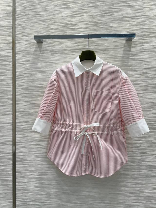 Gucc* 2025Ss new striped shirt is full of fashion and high-end feeling. It has i