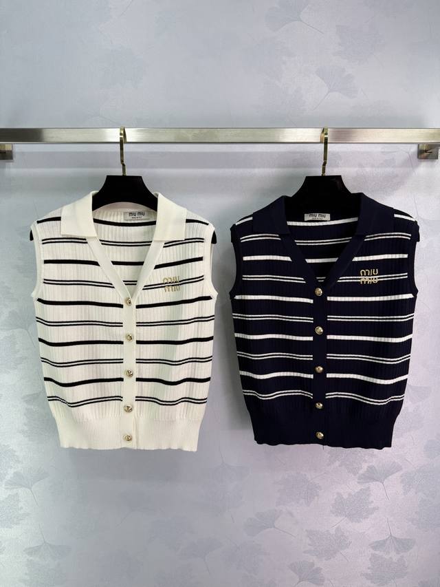 Miumiu25 Summer new striped knitted vest V-neck design Gold logo embroidery Meta