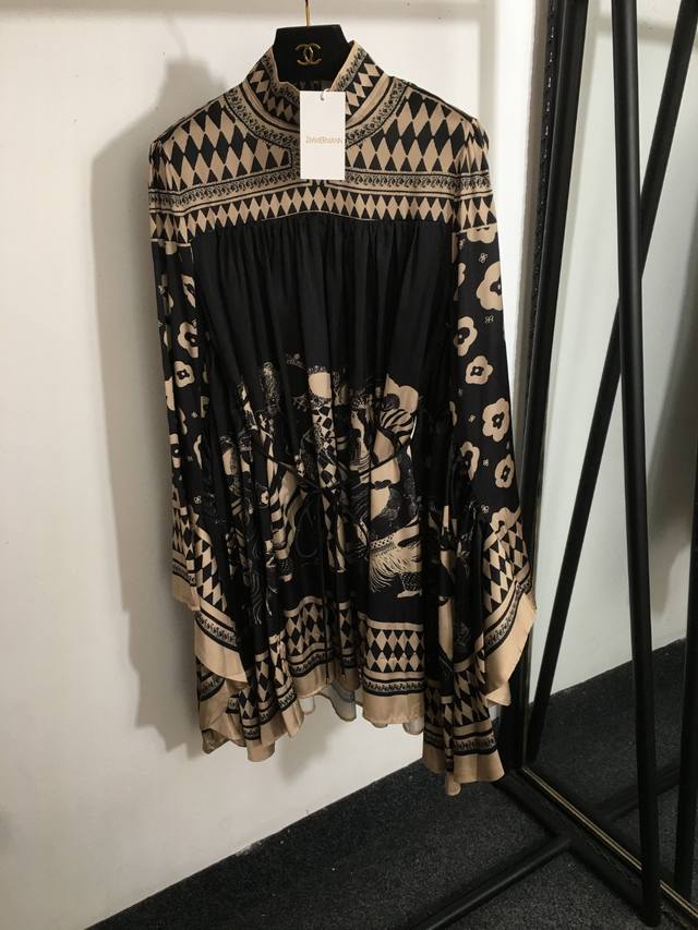 Style No. 7723 Zimmermann new European and American retro print tie waist stand