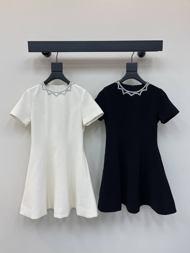 Val*25 Spring and summer new arrivals, luxury dresses, heavy craftsmanship, thre