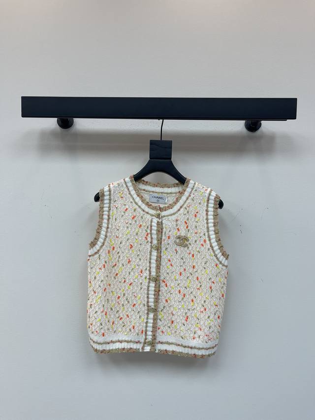 Xiaoxiang colorful sequin knitted vest vest colorful sequins, dazzling: the mos