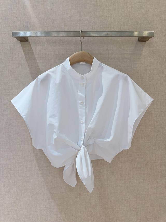 D New Style Bow Shirt New The design of this shirt is simply eye-catching. The l