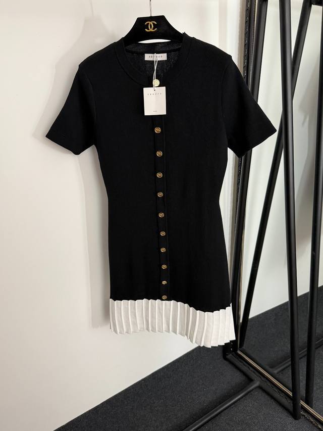 Style No. 20254155 Super running volume Sandr* newest custom gold button hem co