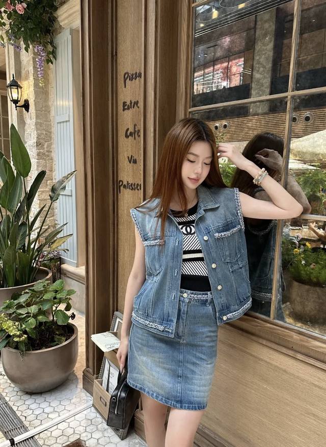 Xiaoxiang 25 Early Autumn New Retro Washed Denim Vest Jacket Hand-woven Belt De