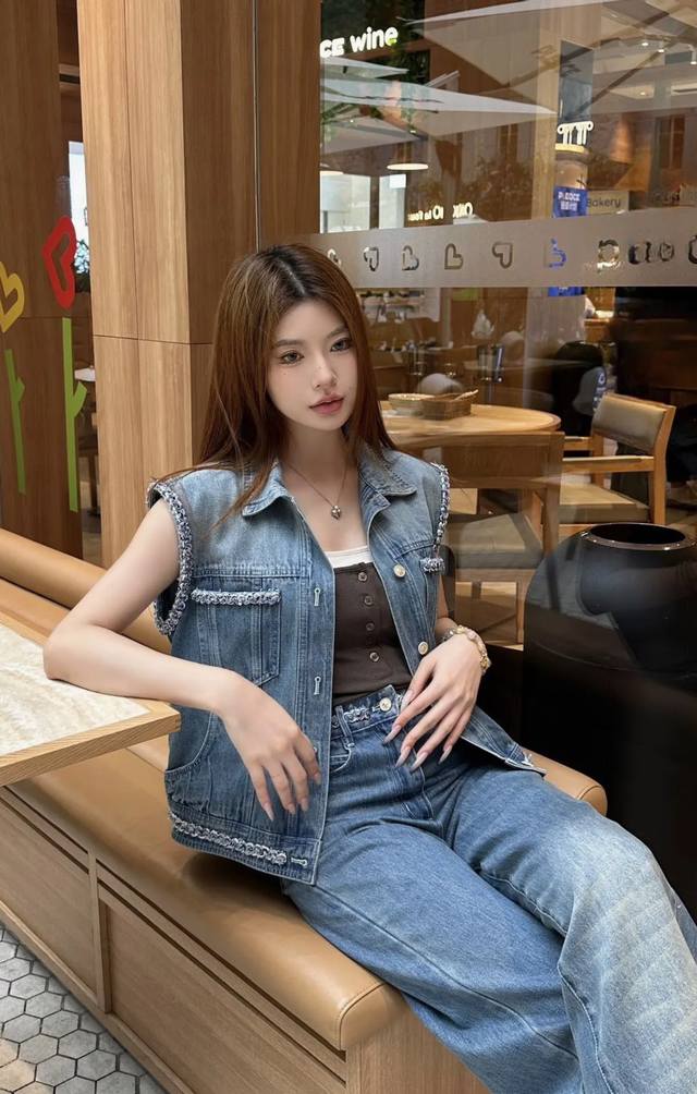 Xiaoxiang 25 Early Autumn new denim cropped trousers Multiple enzyme washing pr
