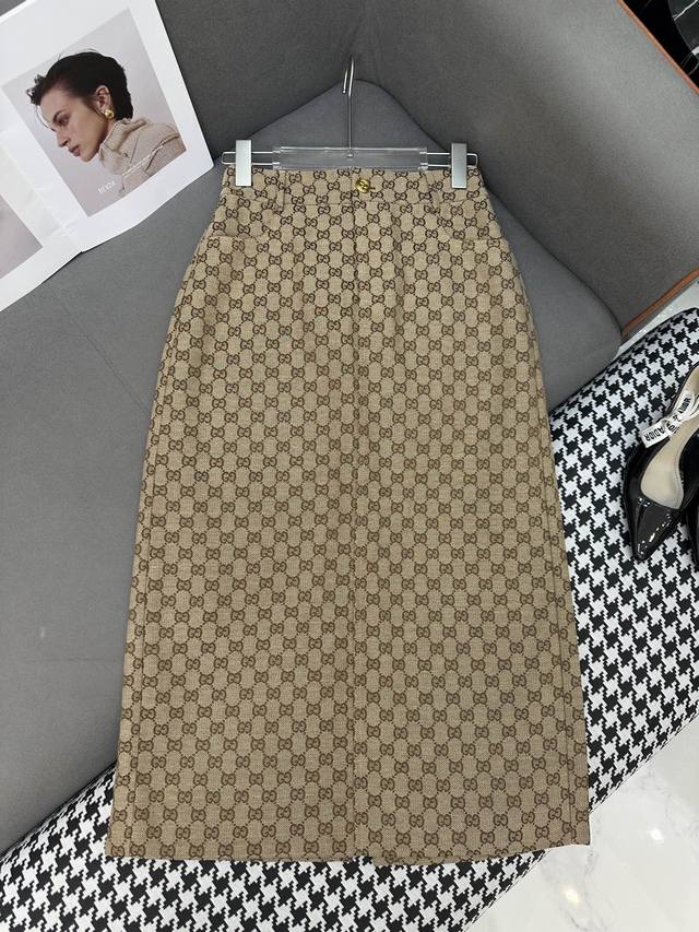 Gucc* 25Ss new style skirt Double G jacquard fabric Letter design on the back wa