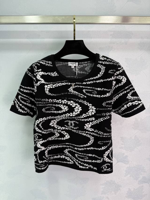 Ch*2025 Spring and Summer new series knitted round neck short sleeves full-print