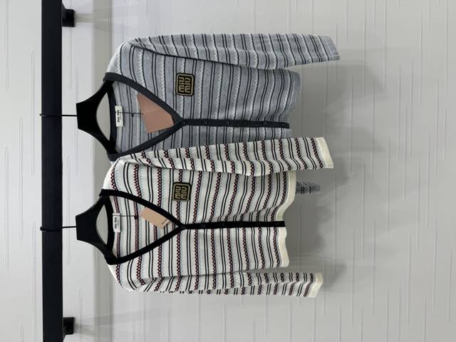 New original high-end quality Miumi*2025 early autumn latest series! Striped kni