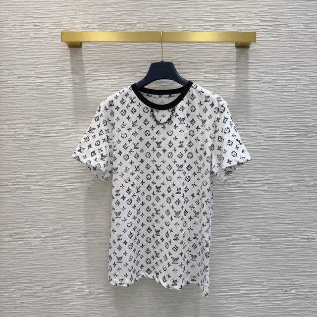 Louis Vuitto*2025Ss new T-shirt with high density and great feel. It is a piece