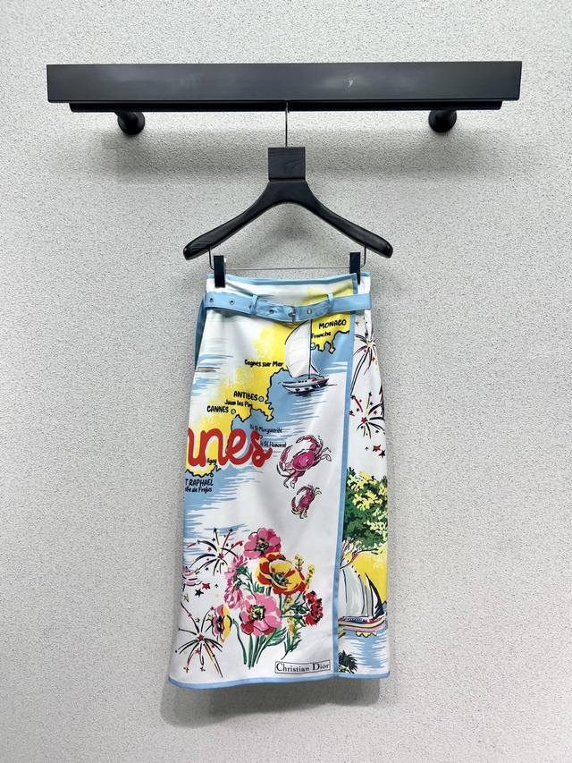 D's landscape pattern printed skirt is full of fashion. High-end craftsmanship,