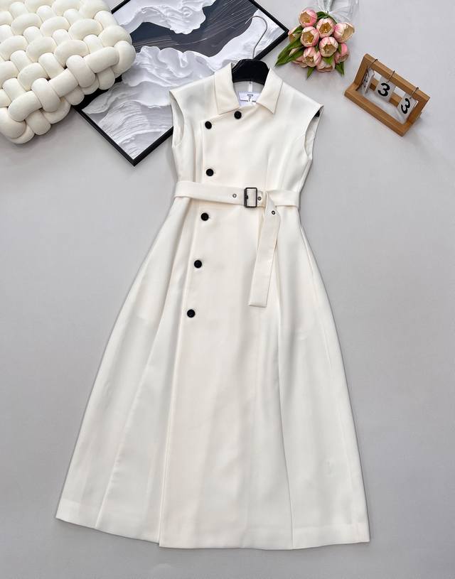 Dior2025 new suit-style sleeveless dress, a perfect fusion of elegance and sophi