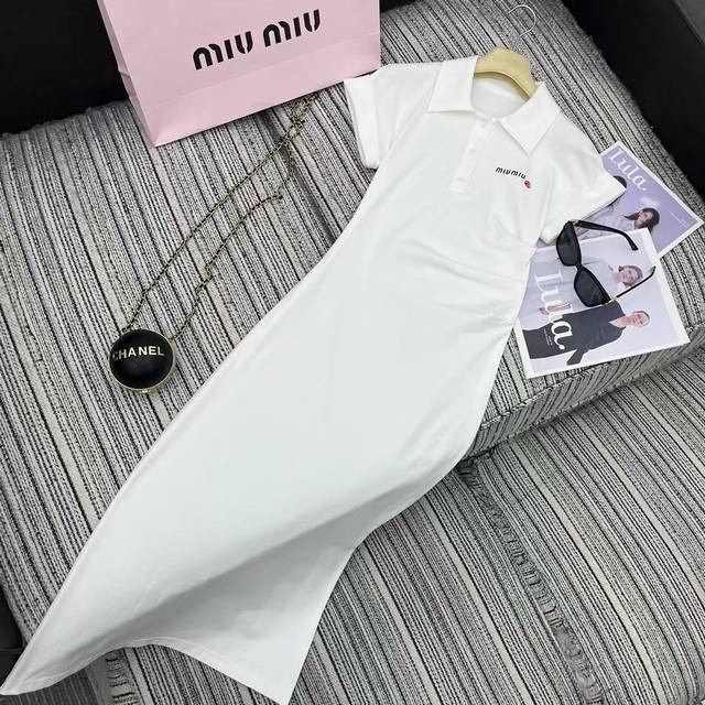 Highly recommended 25th year early spring and summer series Miu* new style lapel
