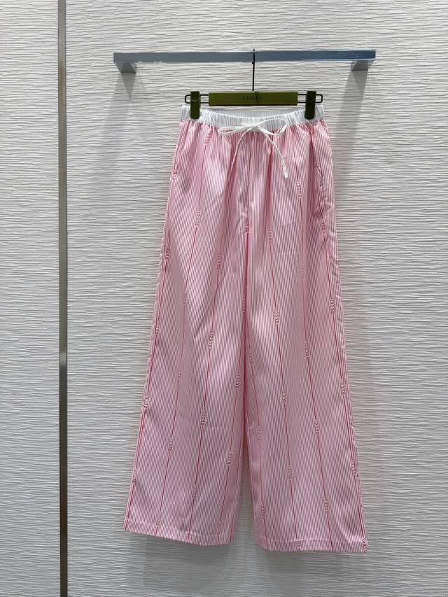 Gucc* 2025Ss new trousers are not picky about body shape. They are very good if