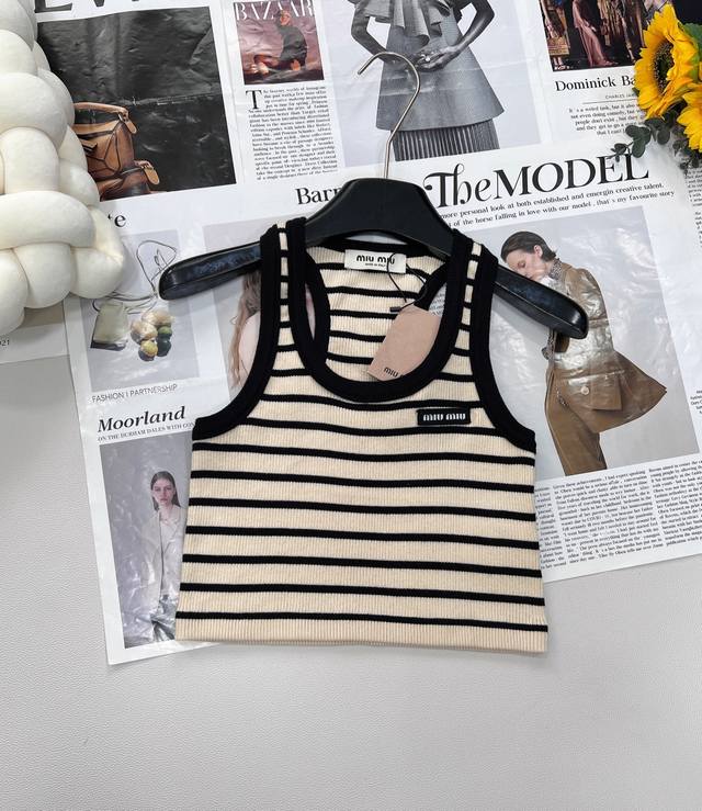 Miumiu2025Ss New striped letter logo knitted vest, customized Yb mercerized wool