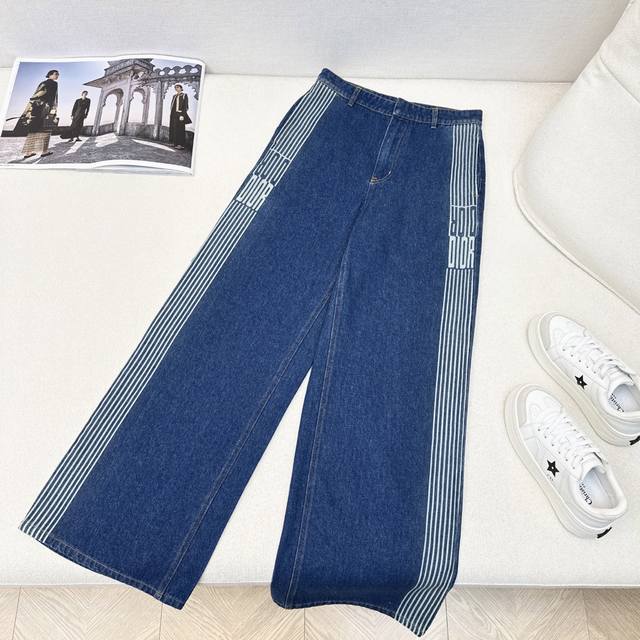 Cd 25Ss The latest spring and summer double-sided jacquard straight jeans. Origi