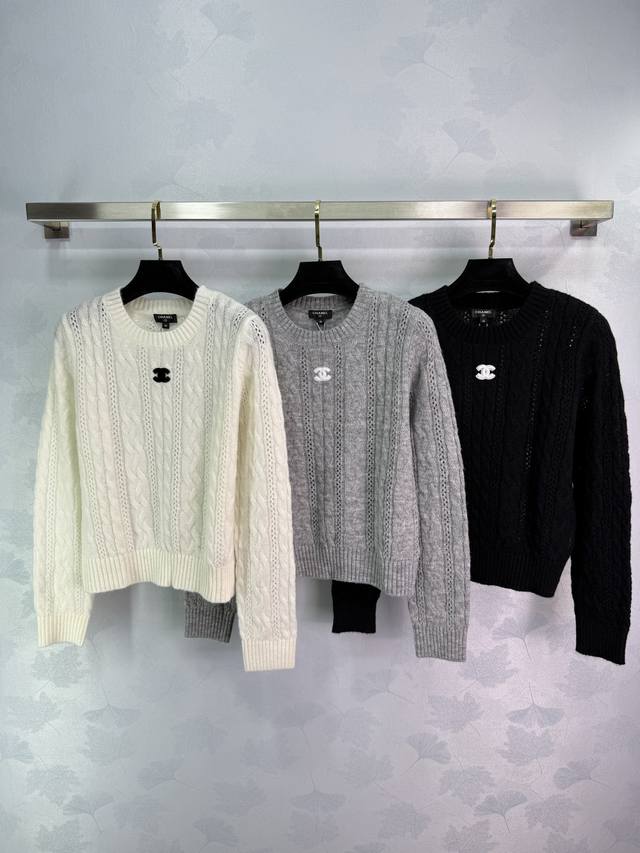 Chane*25 New spring and autumn knitted round neck pullover twisted button rope c