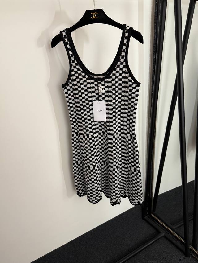 Style No. 20254051 Celin* new black and white plaid hollow knitted suspender dr