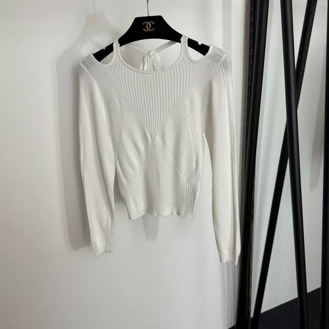 Style No. 20254047 Chane* new slim fit halter neck long sleeve knit top, white,