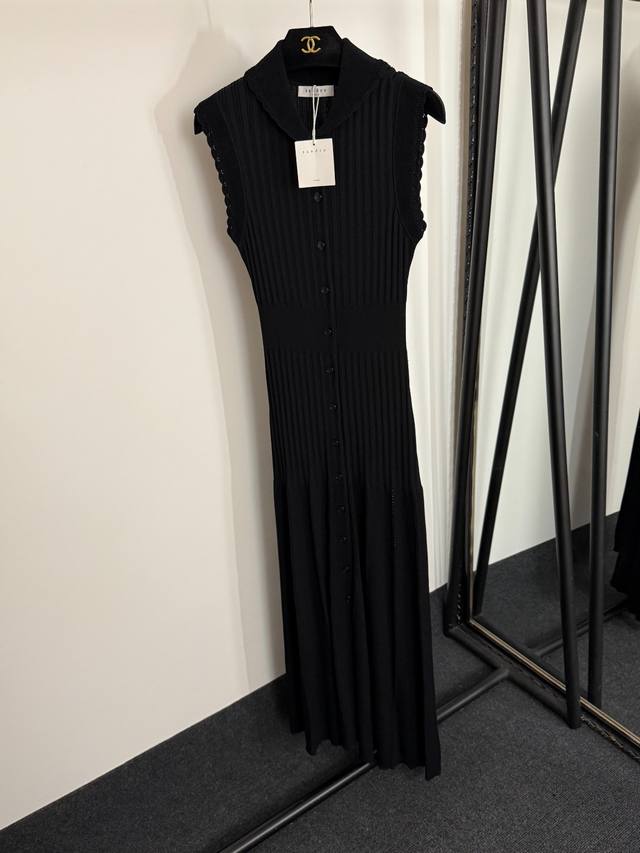 Style No. 20254038 Sandr* New one-piece full-open button-down striped slim wais