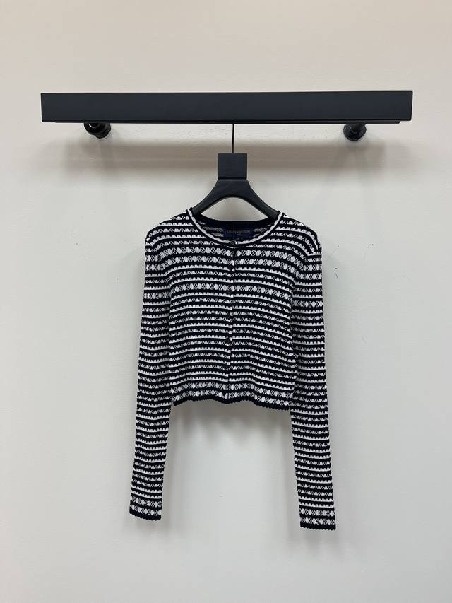 Louis Vuitto*2025 new arrivals Crochet knitted cardigan Customized Yb wool yarn