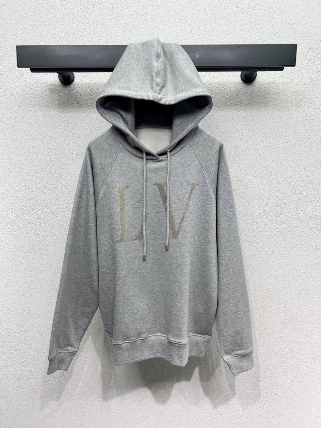 L Grey hooded sweatshirt with hot diamond letters Another favorite of fashionist