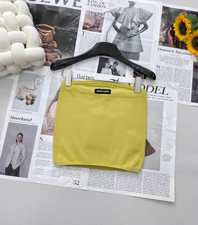Miumiu25Ss Spring and summer new short tube top vest ح Exclusively developed by