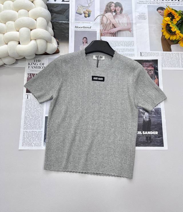 Miumiu2025 new lace knitted short sleeves, customized Yb cotton yarn weaving, so