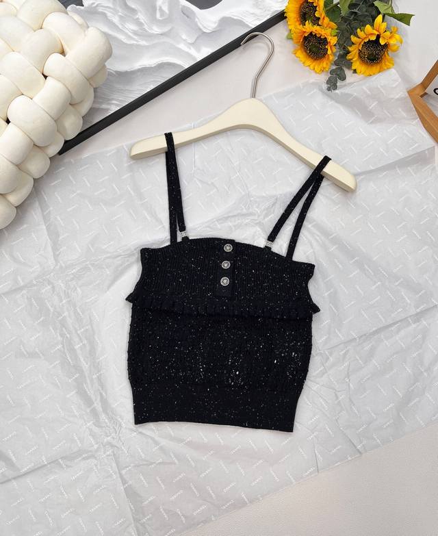 Chanel2025 new knitted layered lace suspenders. Customized Yb cashmere yarn weav