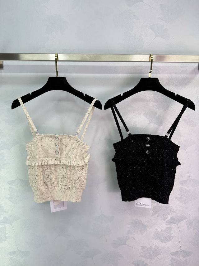 Chanel*2025 new knitted camisole with three-dimensional lace and hollow lace. Th