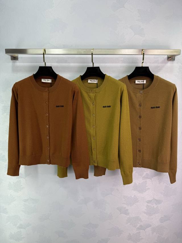 Miu*25 Early Autumn New Knit Cardigan 2025 This year's new color system can't go