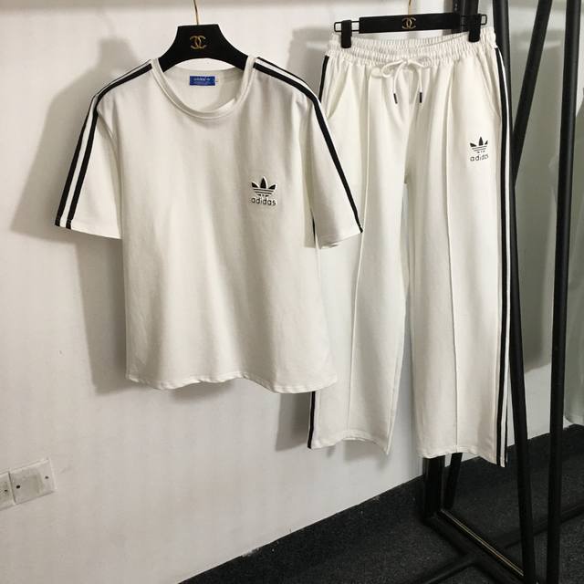 Style No. 5149 Adidas new sports suit, clover letter embossed logo short-sleeve