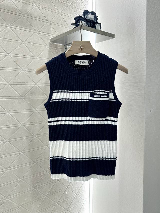 Miumi*2025 New arrivals Striped knitted vest Customized Yb wool yarn weaving, co
