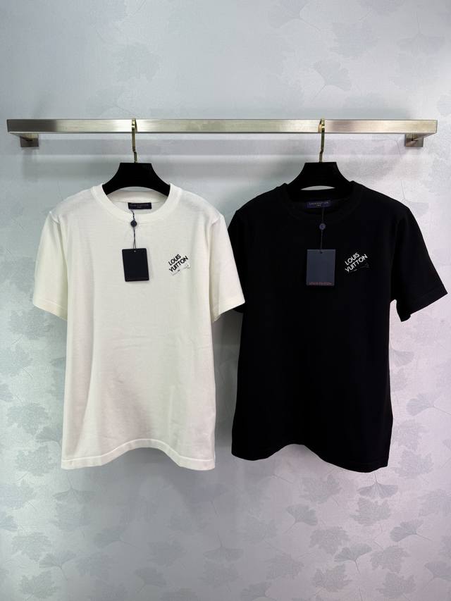Louis Vuitto*2025 Spring/Summer new round neck top with loose drop shoulders and