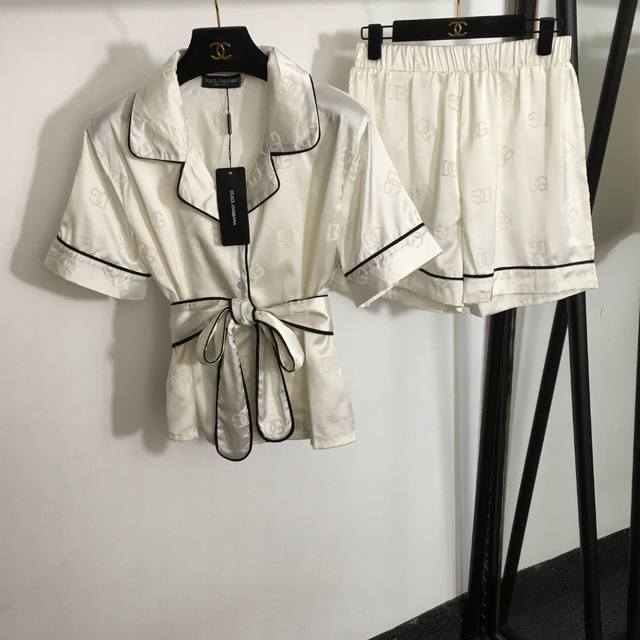 Style No. 5743 Dg* New home style pajamas set, flocked letter tie waist short-s