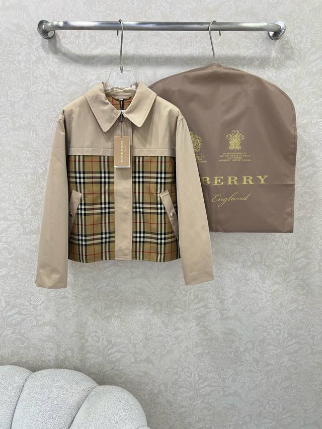 Burbe*Ry25 New jacket without dust bag Classic khaki plaid lining presents vinta