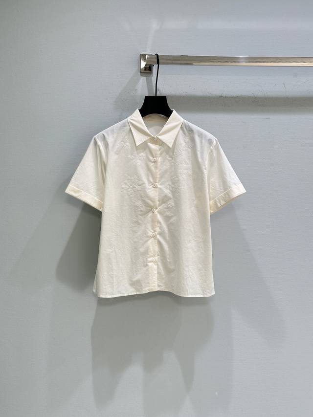 25Ss New Spring/Summer! Exquisite floral embroidery expresses the lightness of s