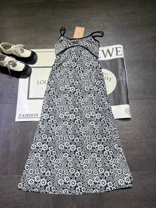 Miumi* New black and white floral halter dress ح Exclusively developed by Yb! Hi