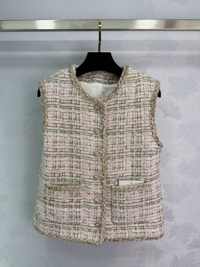 Ch*New* Sleeveless vest shipped 25 Early Autumn Series New Chanel style tweed ve