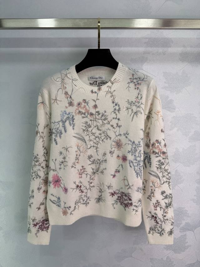 Dio*25S Early Autumn New Arrival! Cashmere sweater with floral embroidery! The f