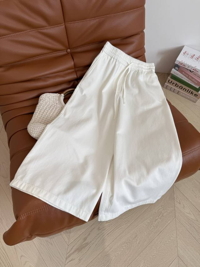 Summer Relaxation 25Ss Classic Logo Embroidery on the Back Cropped Jeans Airy Wi