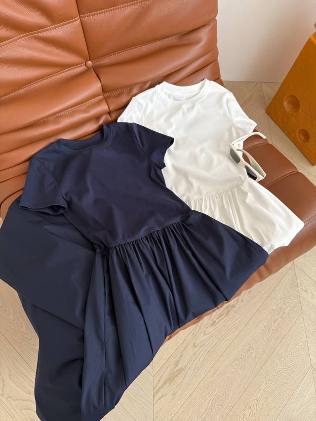 Minimalist style is fashionable~ You can get the fashionable feeling of old mon